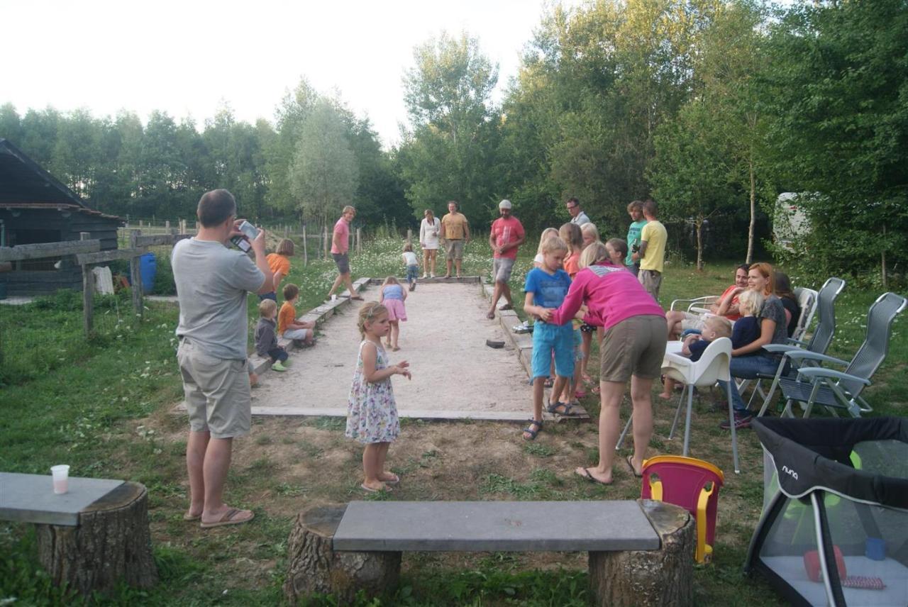 Camping Les Arbois Montjay (Saone-et-Loire) Exterior foto