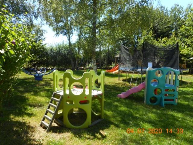 Camping Les Arbois Montjay (Saone-et-Loire) Exterior foto