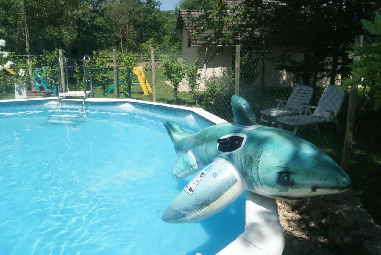 Camping Les Arbois Montjay (Saone-et-Loire) Exterior foto