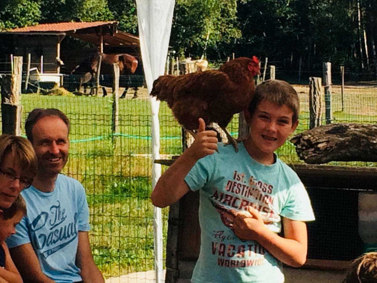 Camping Les Arbois Montjay (Saone-et-Loire) Exterior foto